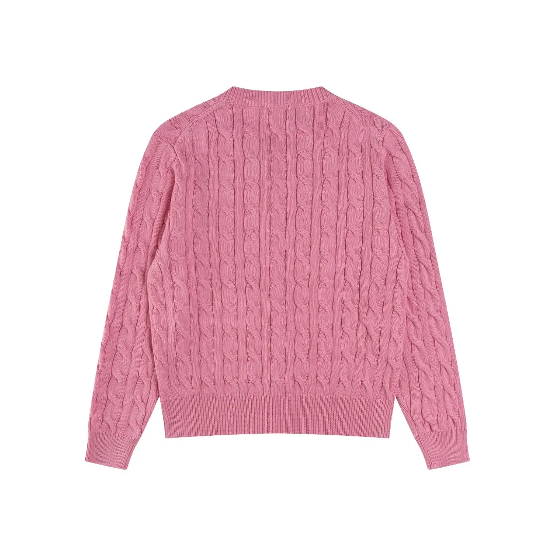 P230 #R93 RALPH LAUREN Ralph Lauren twelve colors classic small label embroidery logo seven-button knitted cable cardigan sweater women's top, high-density LOGO embroidery on the chest, original customization of tag accessories. Made of pure cotton yarn, pure cotton is skin-friendly and comfortable, small label war horse embroidered twist button cardigan sweater 🐎 high quality, follow the blogger to learn how to wear it! Let’s buy a Ralph Lauren cable sweater. It’s a super hard-to-find series after it became popular. It’s hard to find one on the official website. It’s simple and practical to wear, with a lazy and loose feel. The thickened fabric has more texture, feels soft and delicate, and has a loose fit. Whether worn alone or layered, you can wear different styles of fashion with just one piece!   Size: